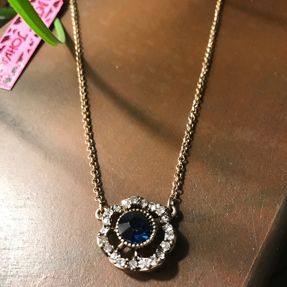 Cute Betsey Johnson alloy rhinestones necklace 🌺 - Picture 8 of 8